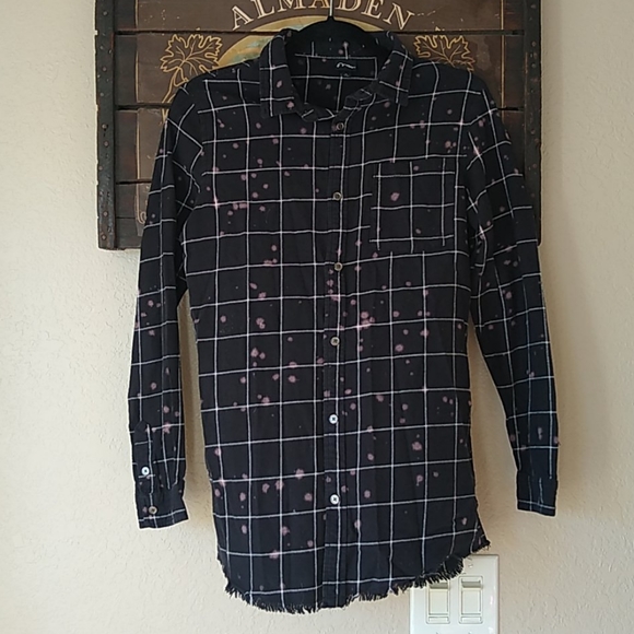 Tops - Cozy flannel